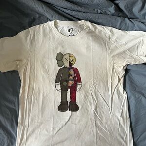 KAWS x Uniqlo Flayed Anatomy White T-Shirt Men’s Medium